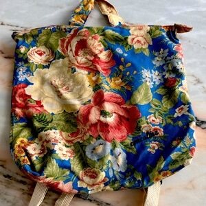 Concalma flower backpack